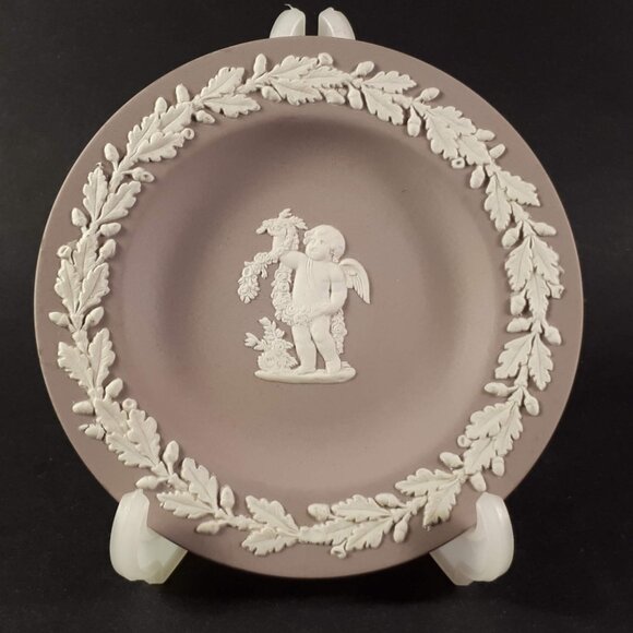 Extremely Rare !!! Wedgwood Jasperware Lilac Plate Dish Cherub - 4 1/2 inch - Picture 5 of 5